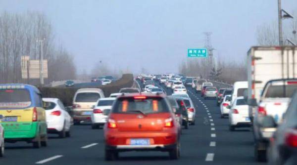 省內異地門診直接結算全面提速，宜昌市民便捷就醫新選擇與出租汽車出行小貼士